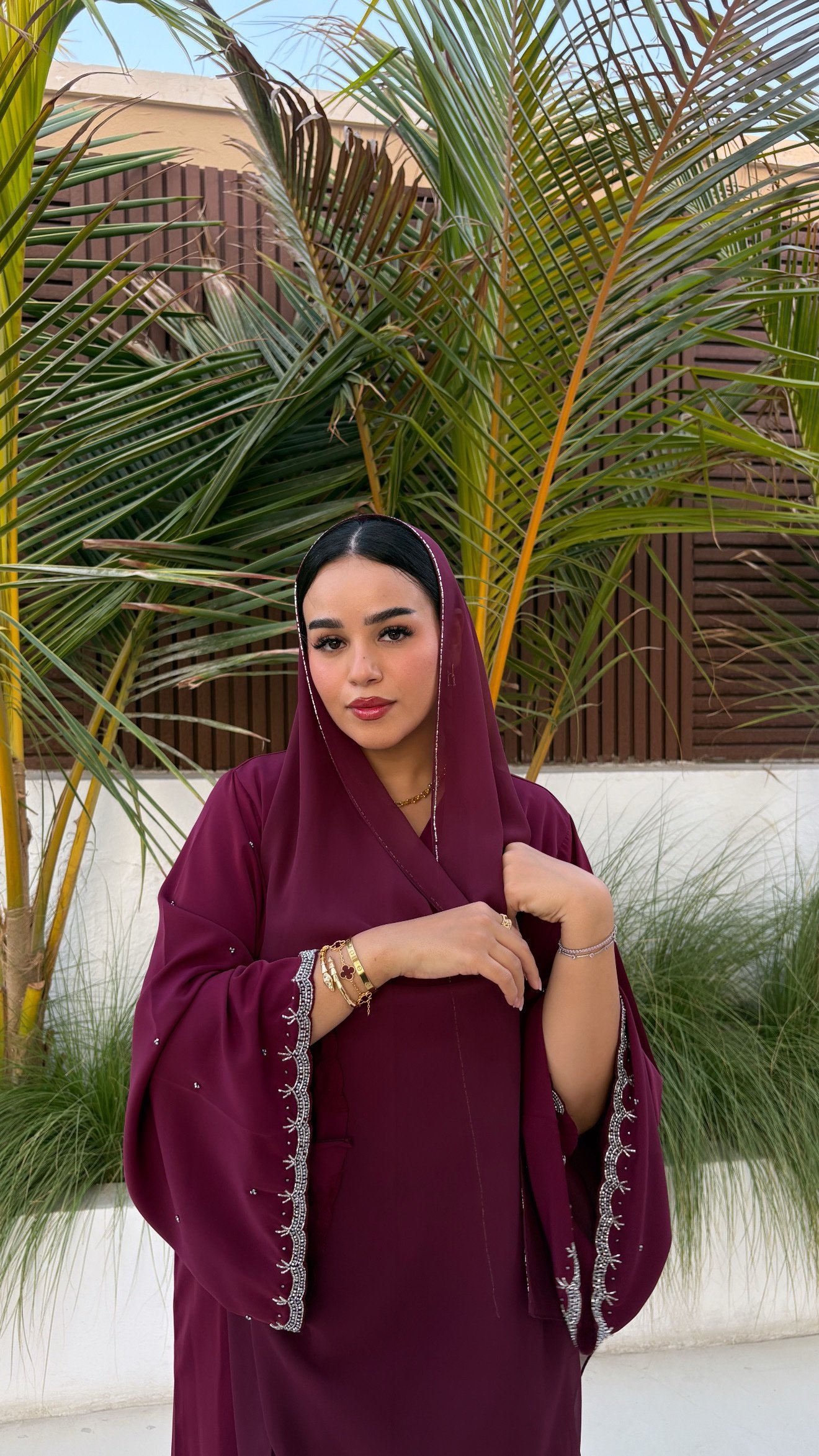 تفاصيل العنابي / Tafasel Burgandy