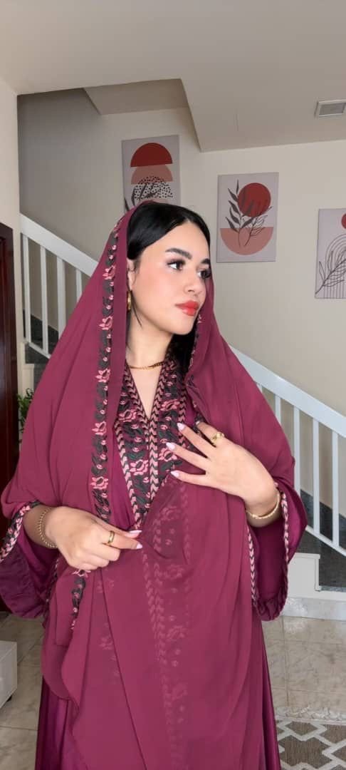 الورده العنابي