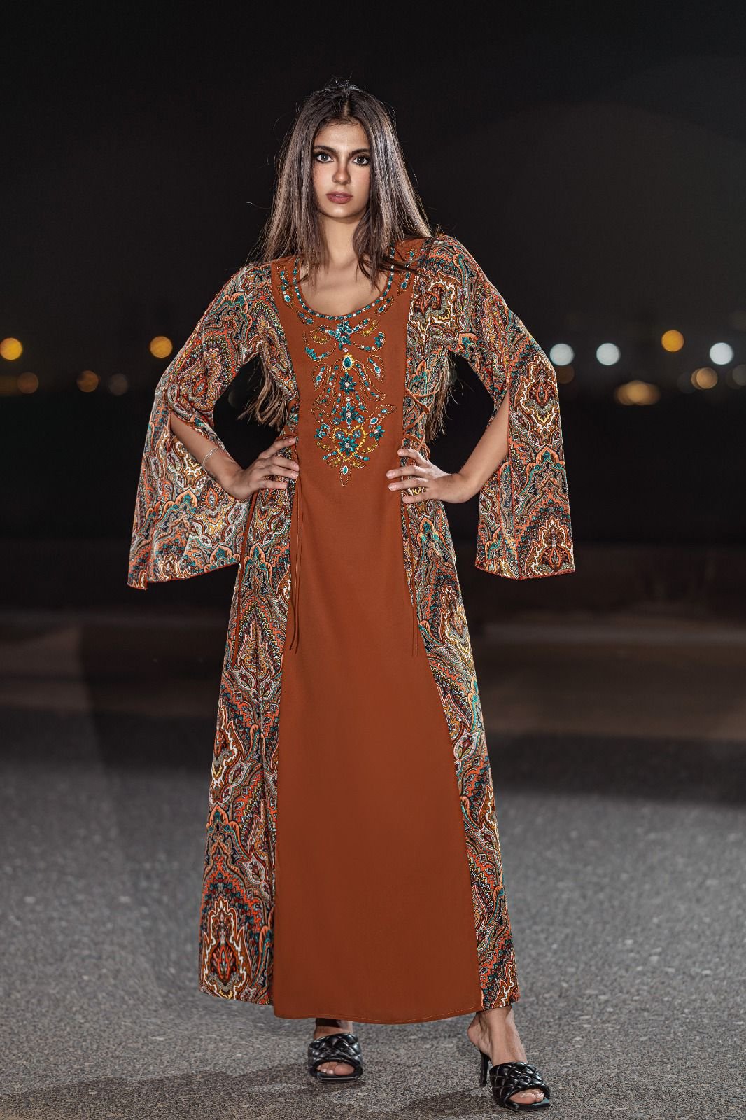 #015 dress - الصورة 3